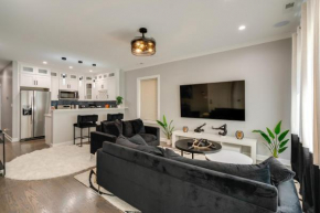 5 Mi to Dtwn Chicago Newly Built Condo